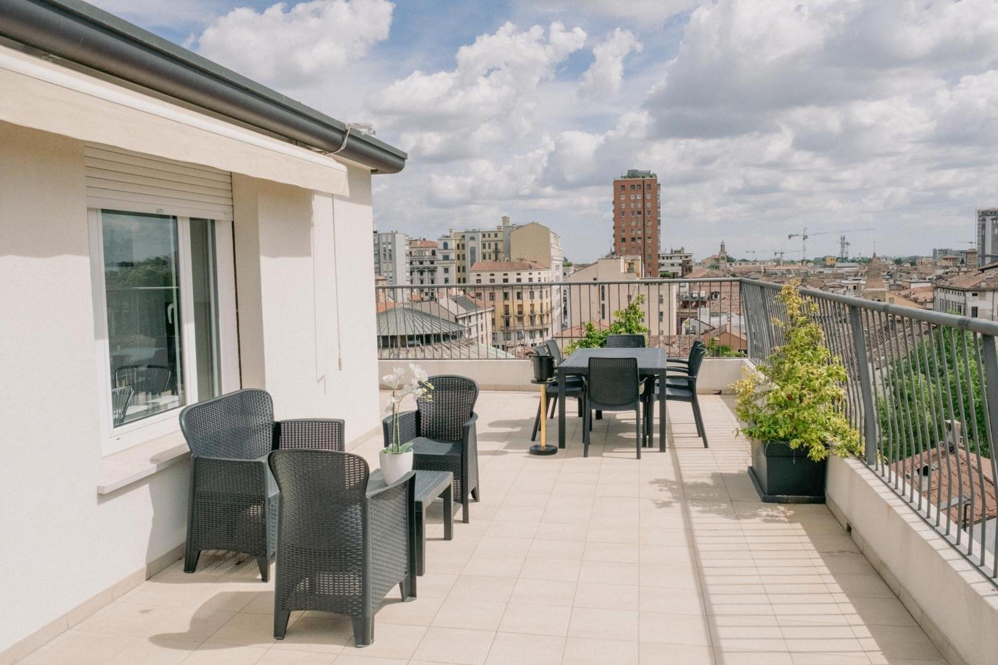 M14 Skyview City Center Padua Exterior foto