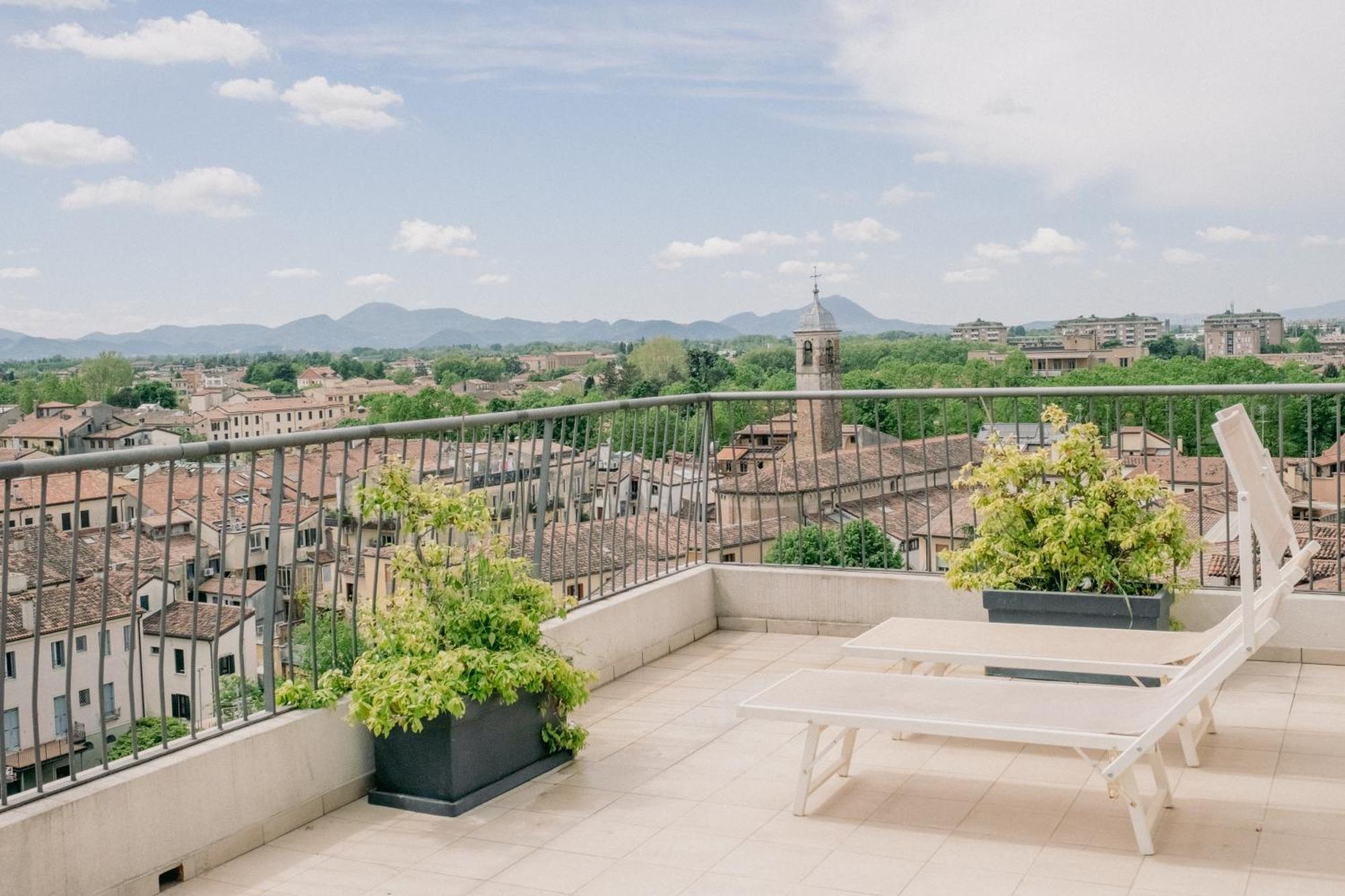 M14 Skyview City Center Padua Exterior foto